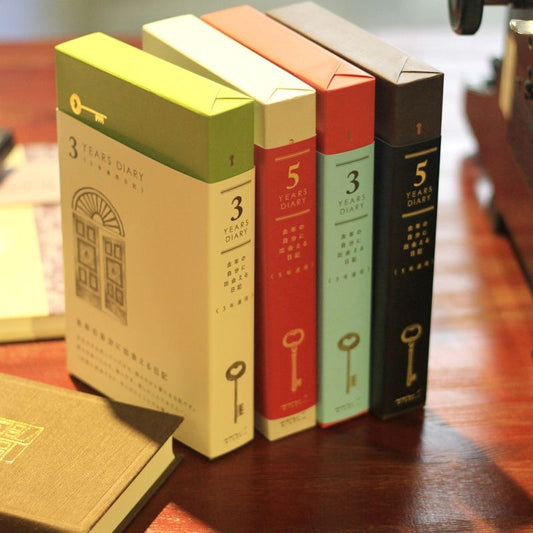 Midori 5-Year Diary Gate Journal – Premium Japanese MD Paper
